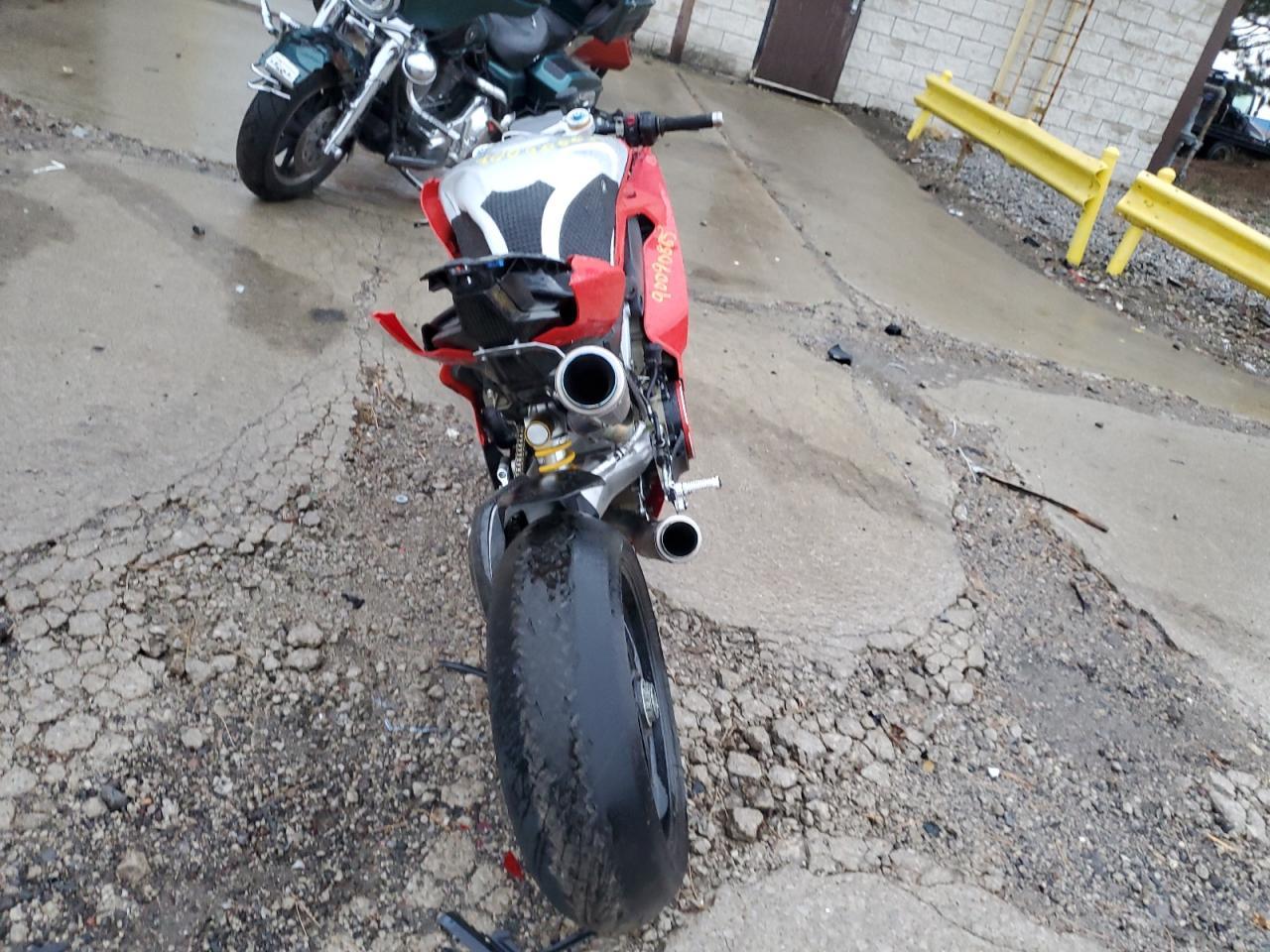 2023 Ducati Panigale V4S - Image 4