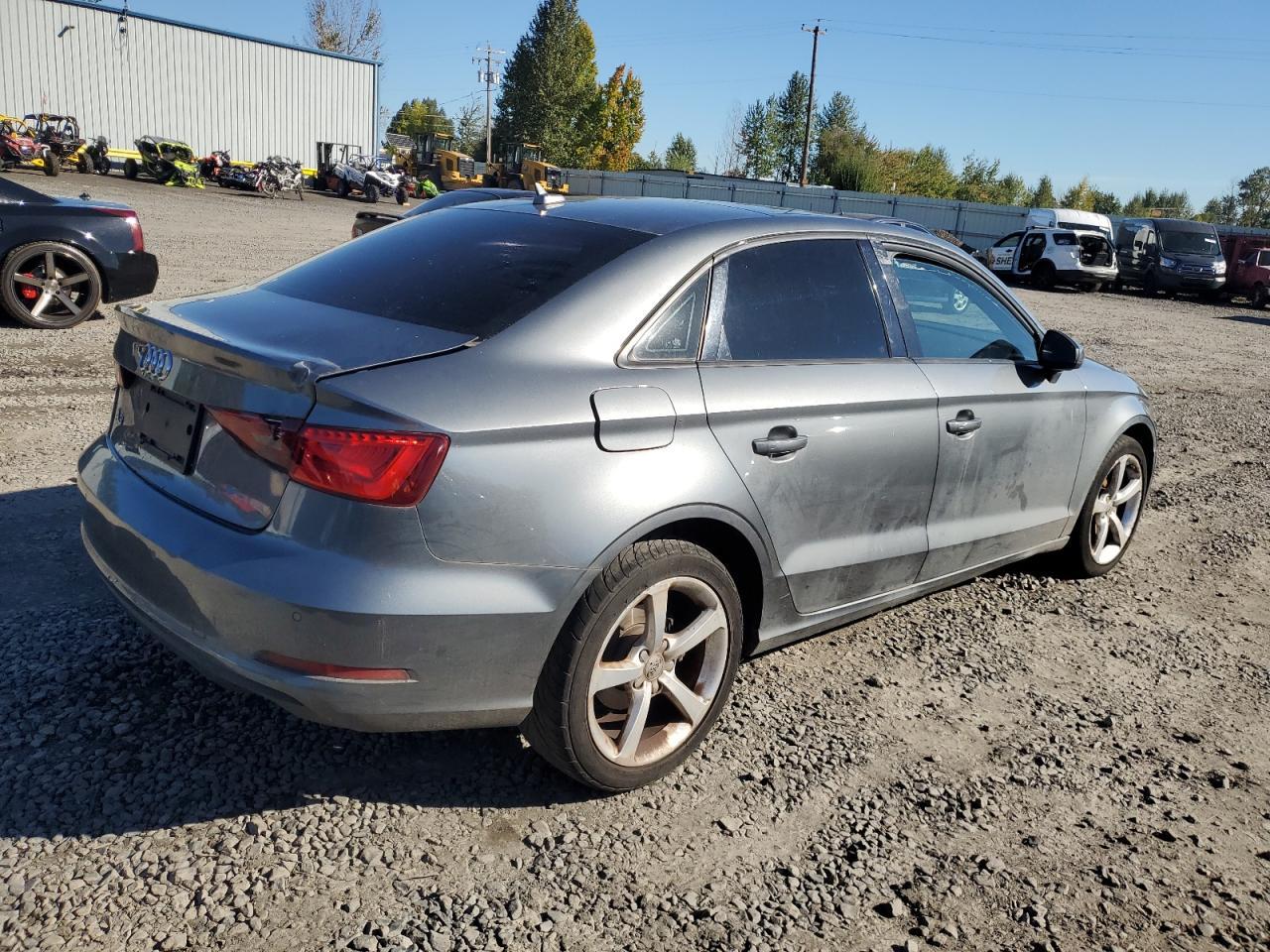 2016 Audi A3 Premium - Фото 3