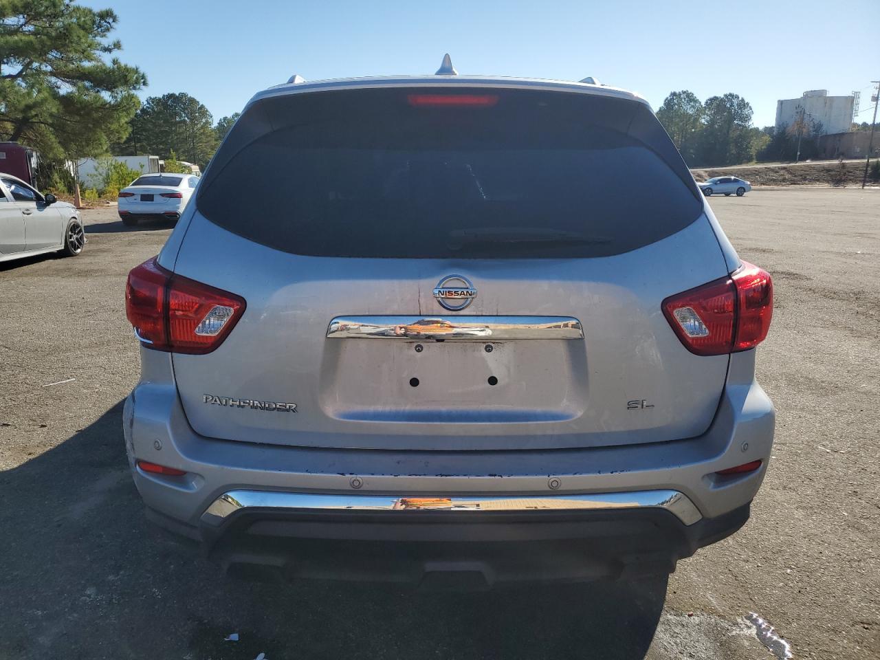 2019 Nissan Pathfinder S - Фото 6