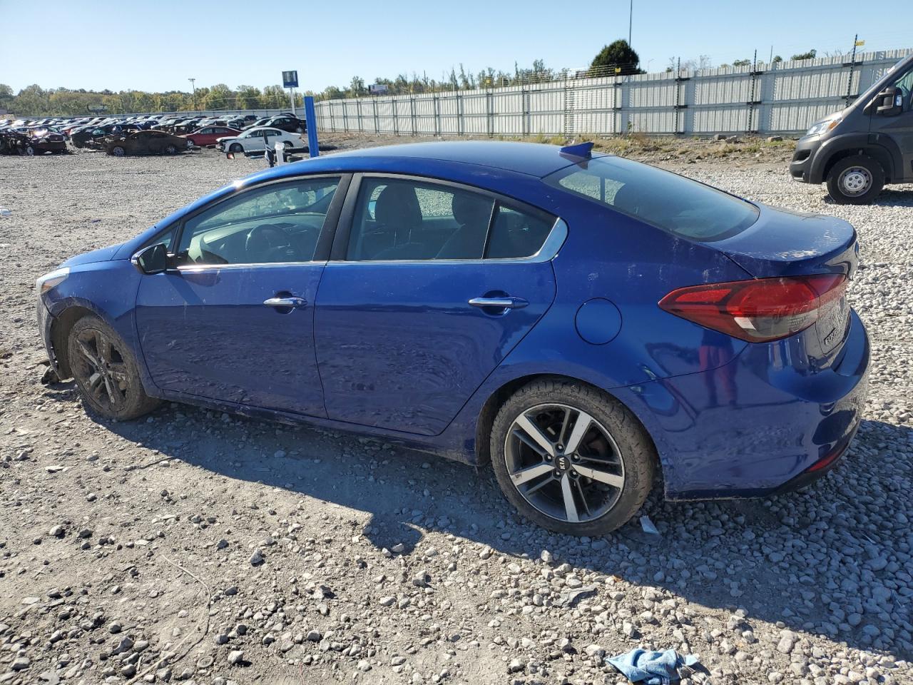 2017 Kia Forte Ex - Image 2