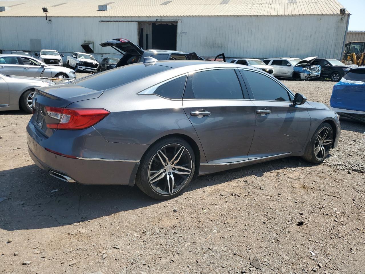 2022 Honda Accord Touring - Фото 3