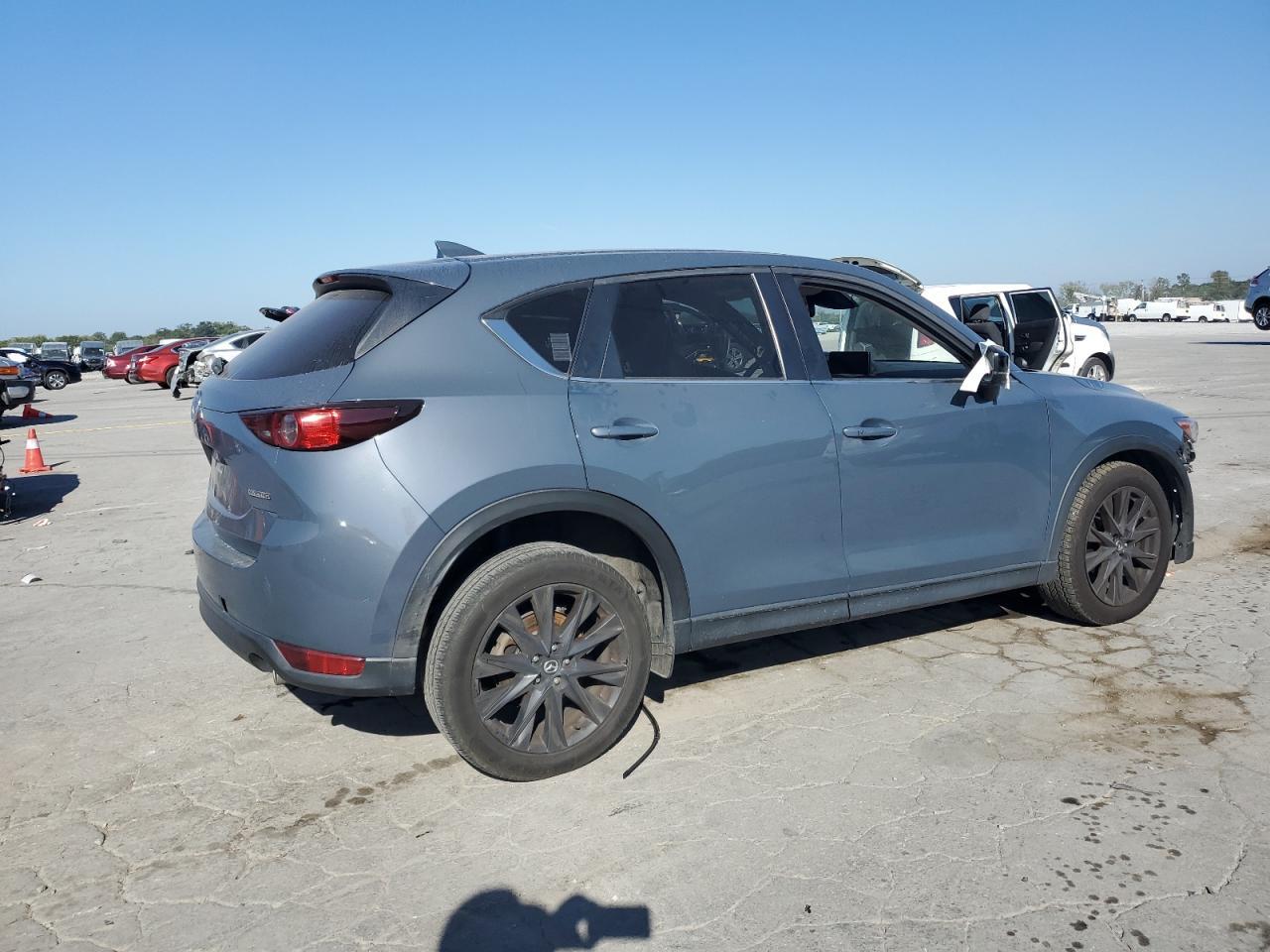 2021 Mazda Cx-5 Touring - Image 3