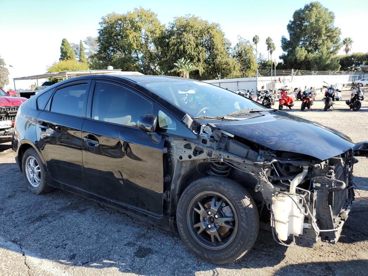 2011 Toyota Prius - Фото 4
