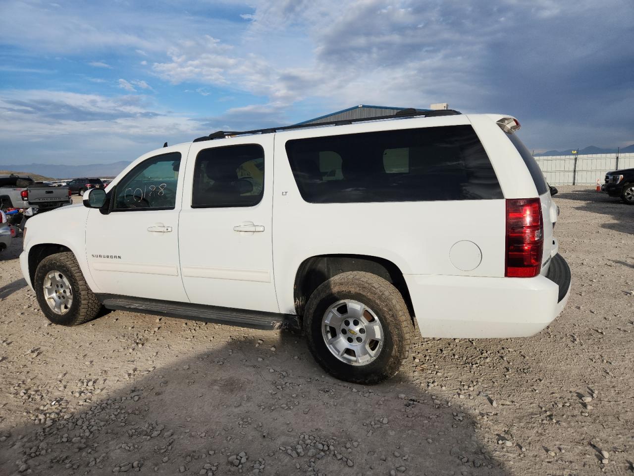 2011 Chevrolet Suburban K1500 Lt - Image 2