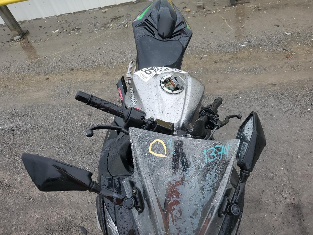 2015 Kawasaki Ex300 A - Image 5