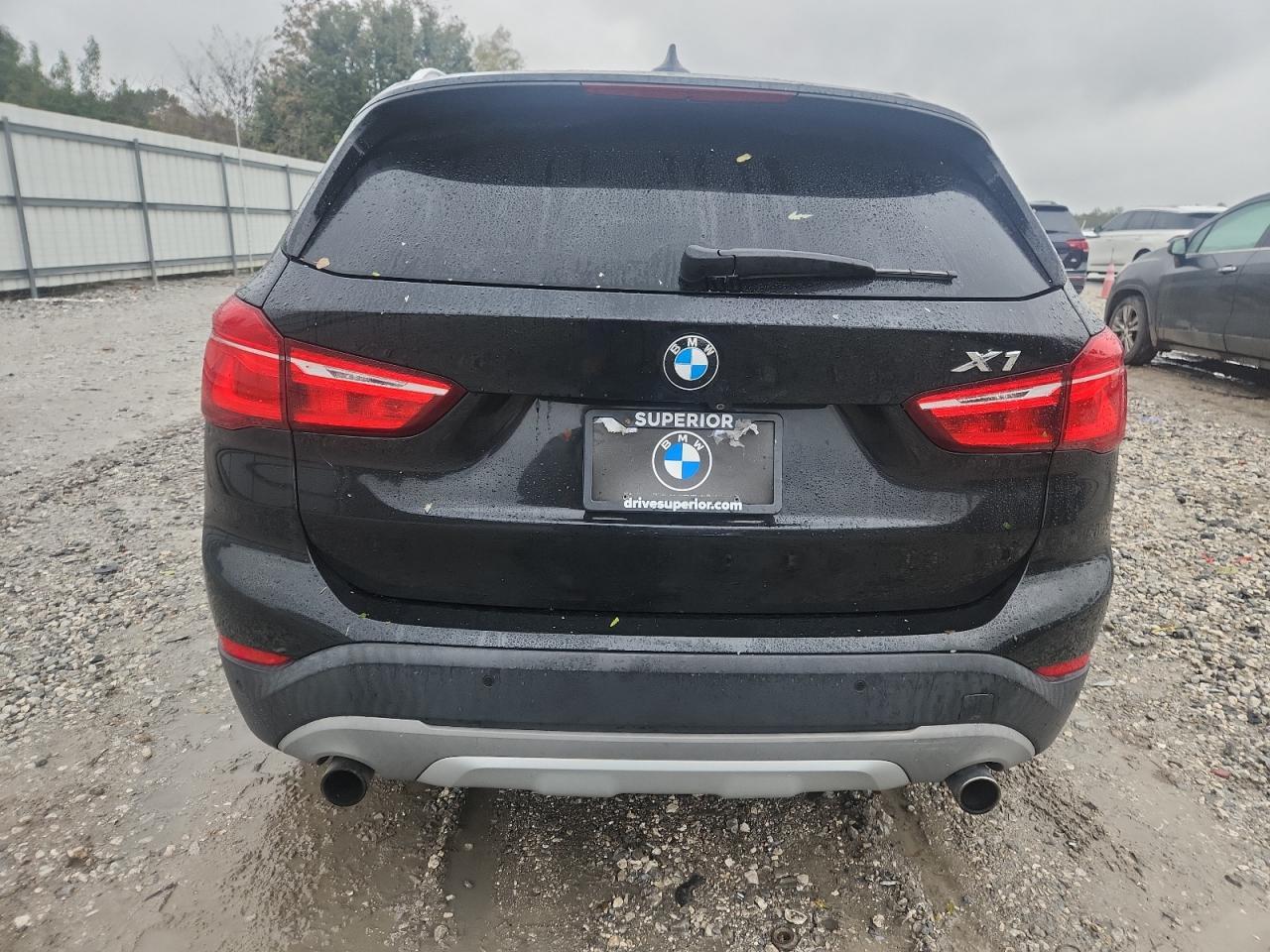 2017 BMW X1 xDrive28I - Фото 6