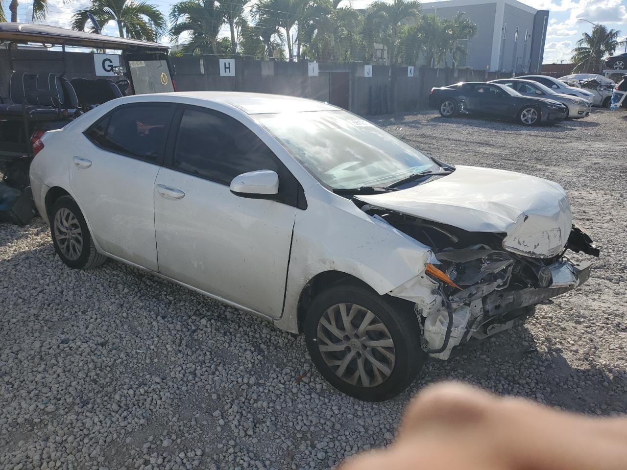 2019 Toyota Corolla L - Фото 4