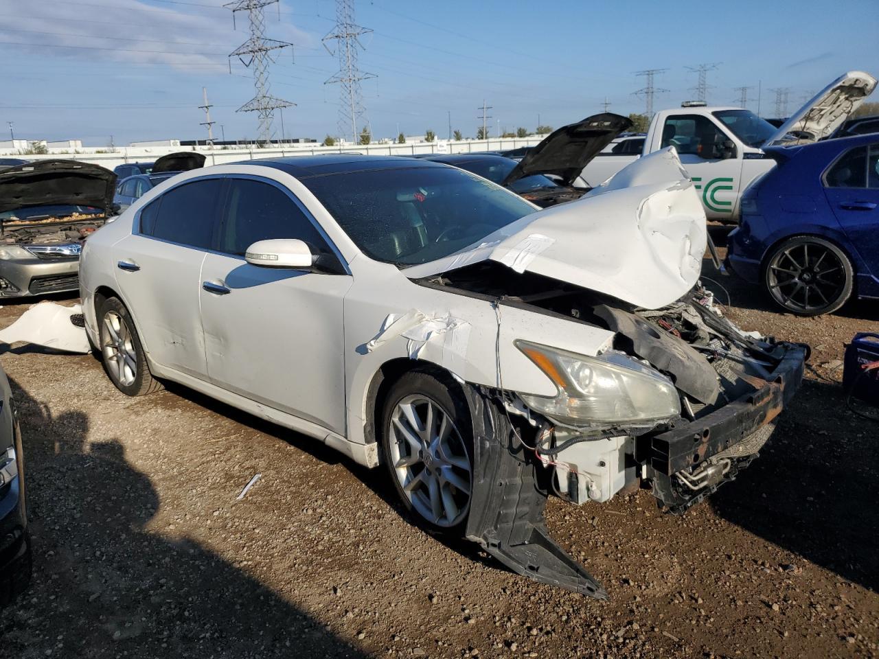 2011 Nissan Maxima S - Image 4
