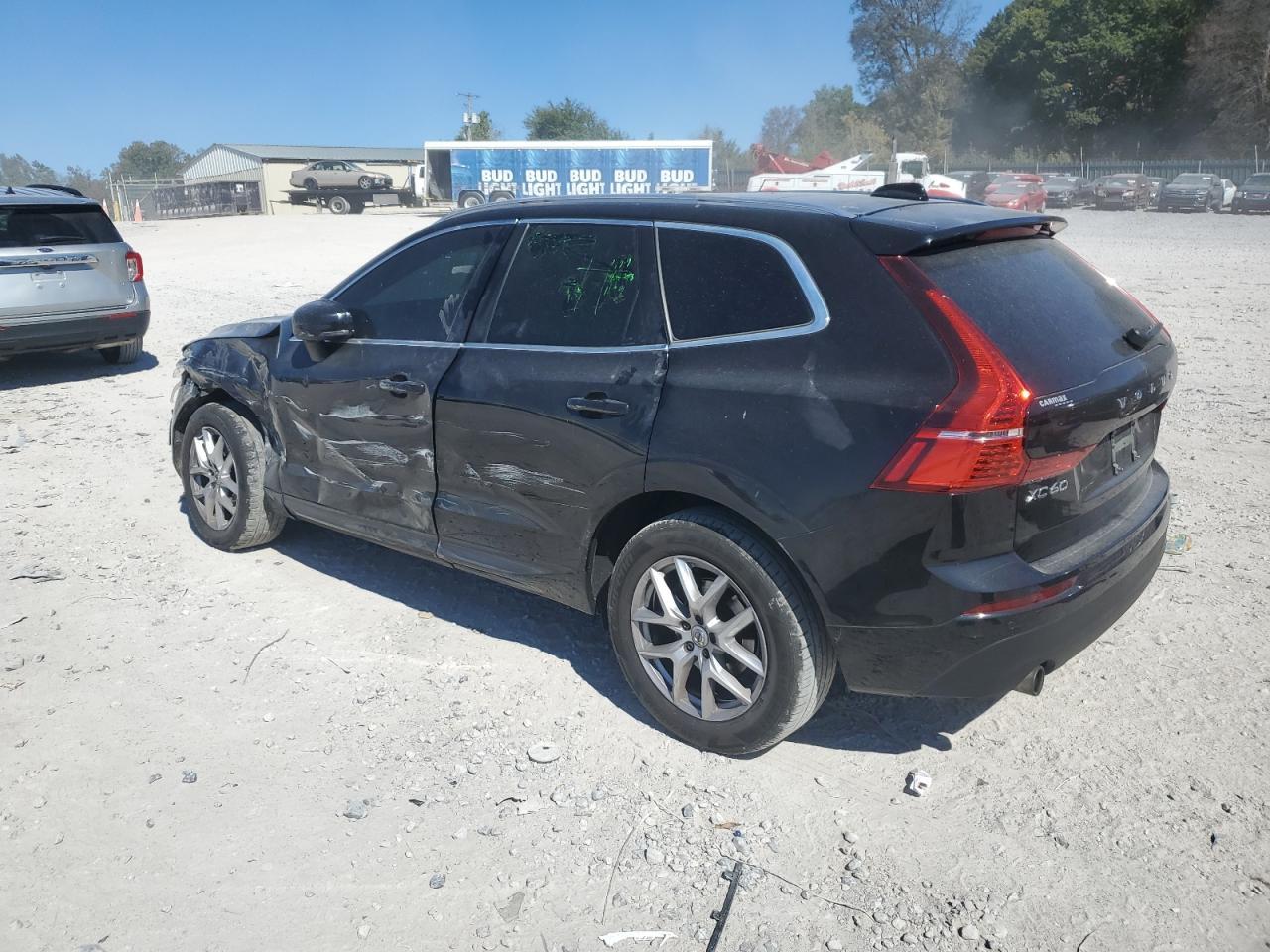 2020 Volvo Xc60 T5 Momentum - Фото 2