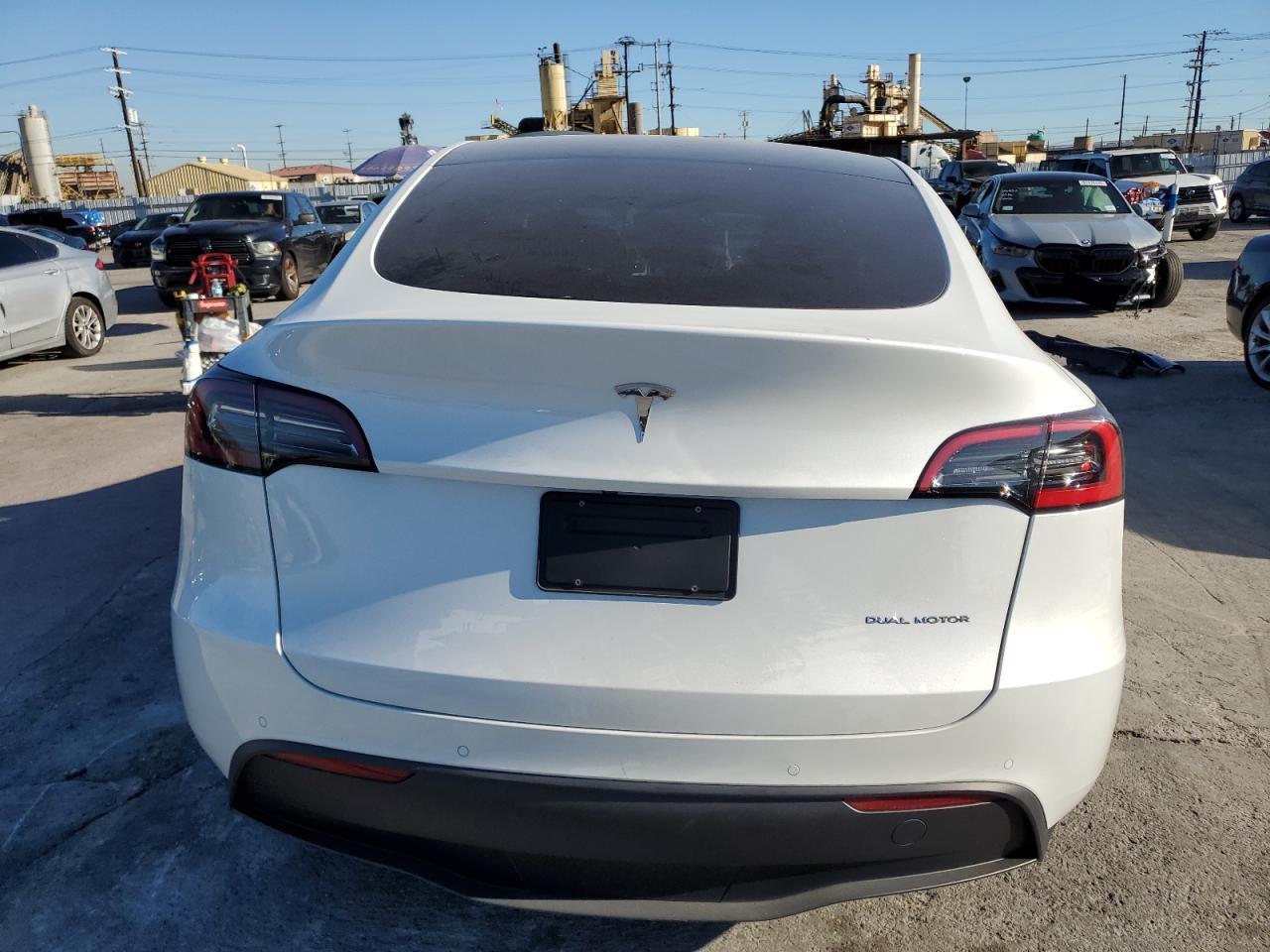 2022 Tesla Model Y - Фото 6