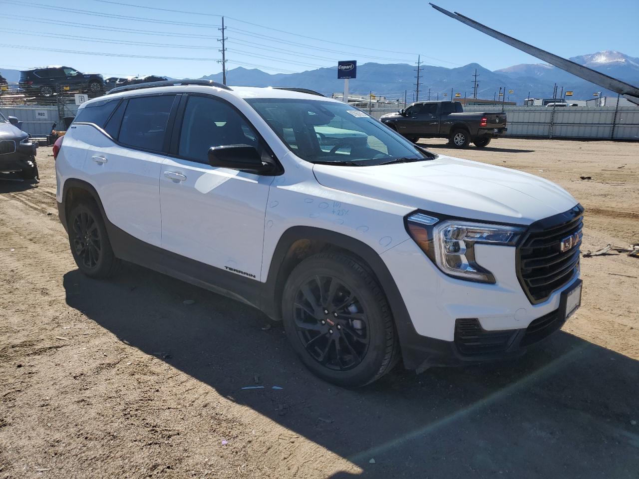 2023 GMC Terrain Sle - Фото 4