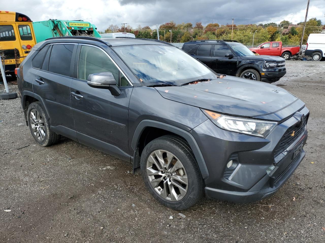 2019 Toyota Rav4 Xle Premium - Фото 4