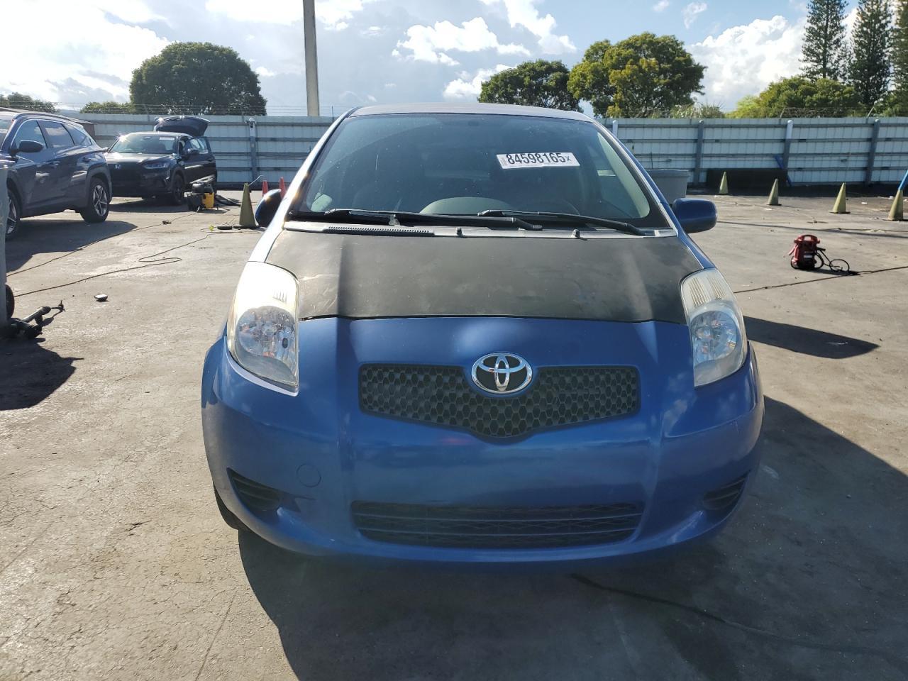 2008 Toyota Yaris - Image 5