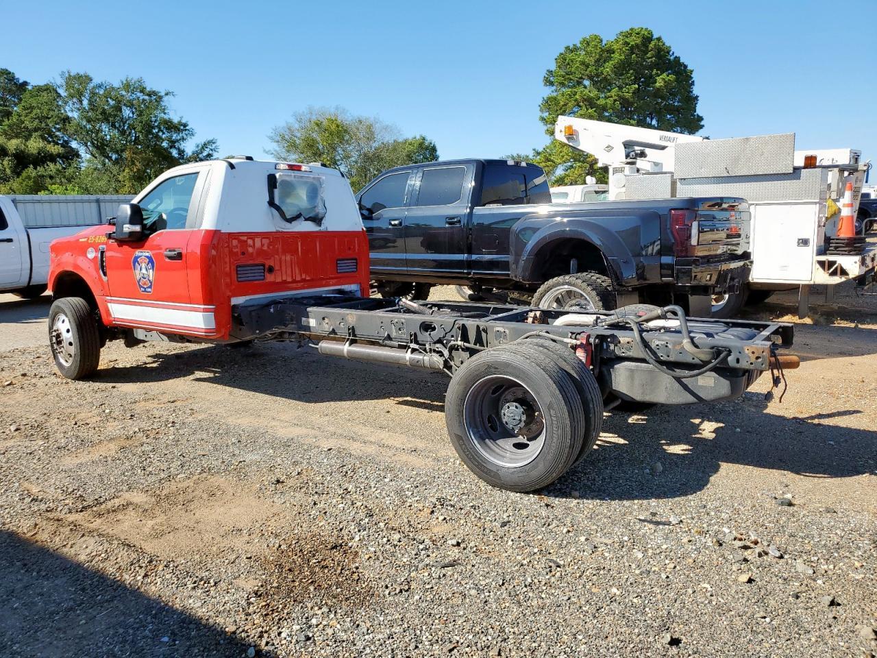 2022 Ford F550 Super Duty - Фото 2