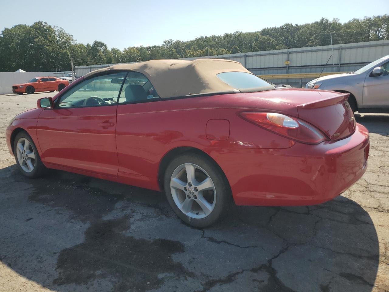2004 Toyota Camry Solara Se - Image 2