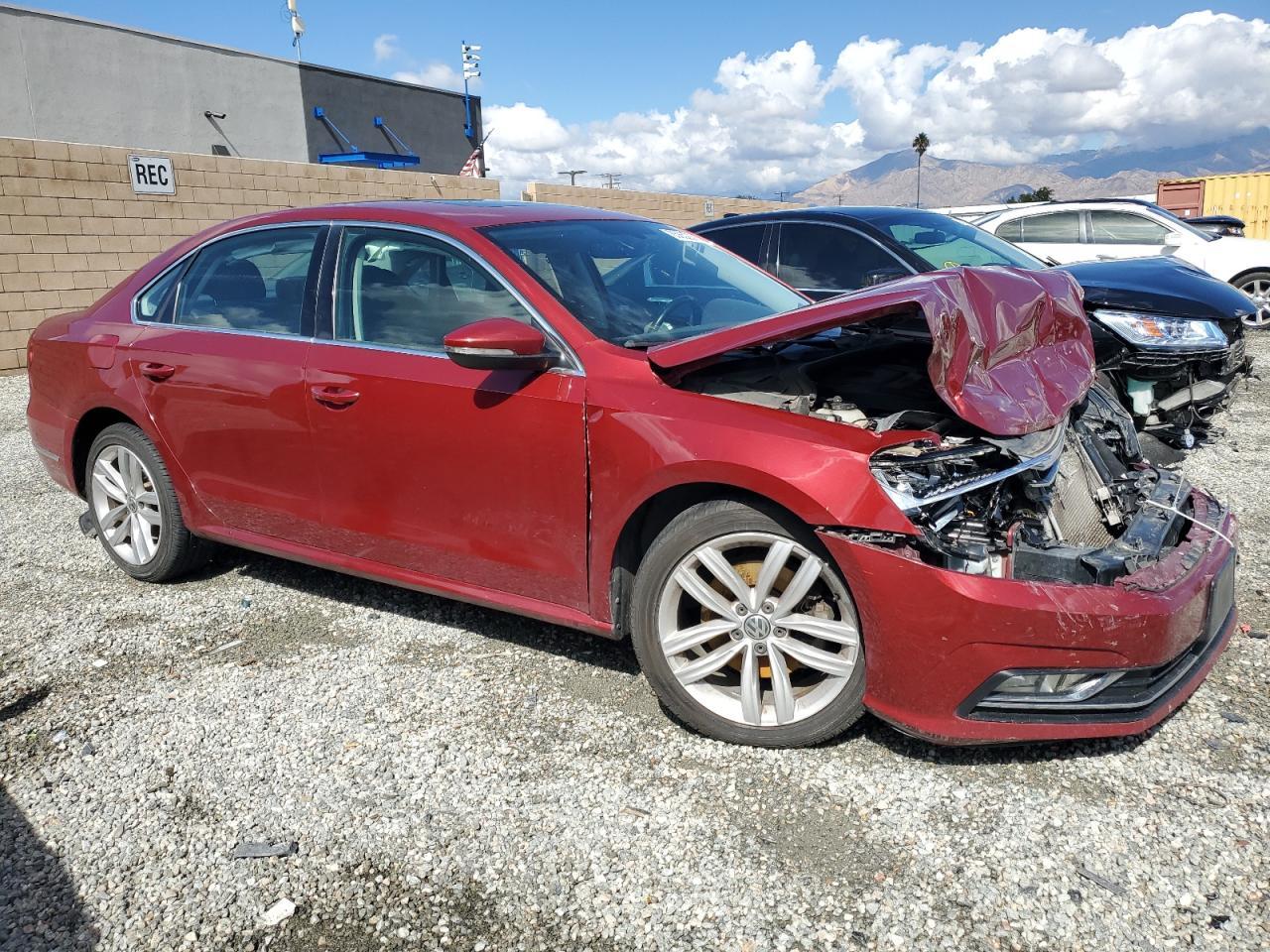 2018 Volkswagen Passat Se - Image 4