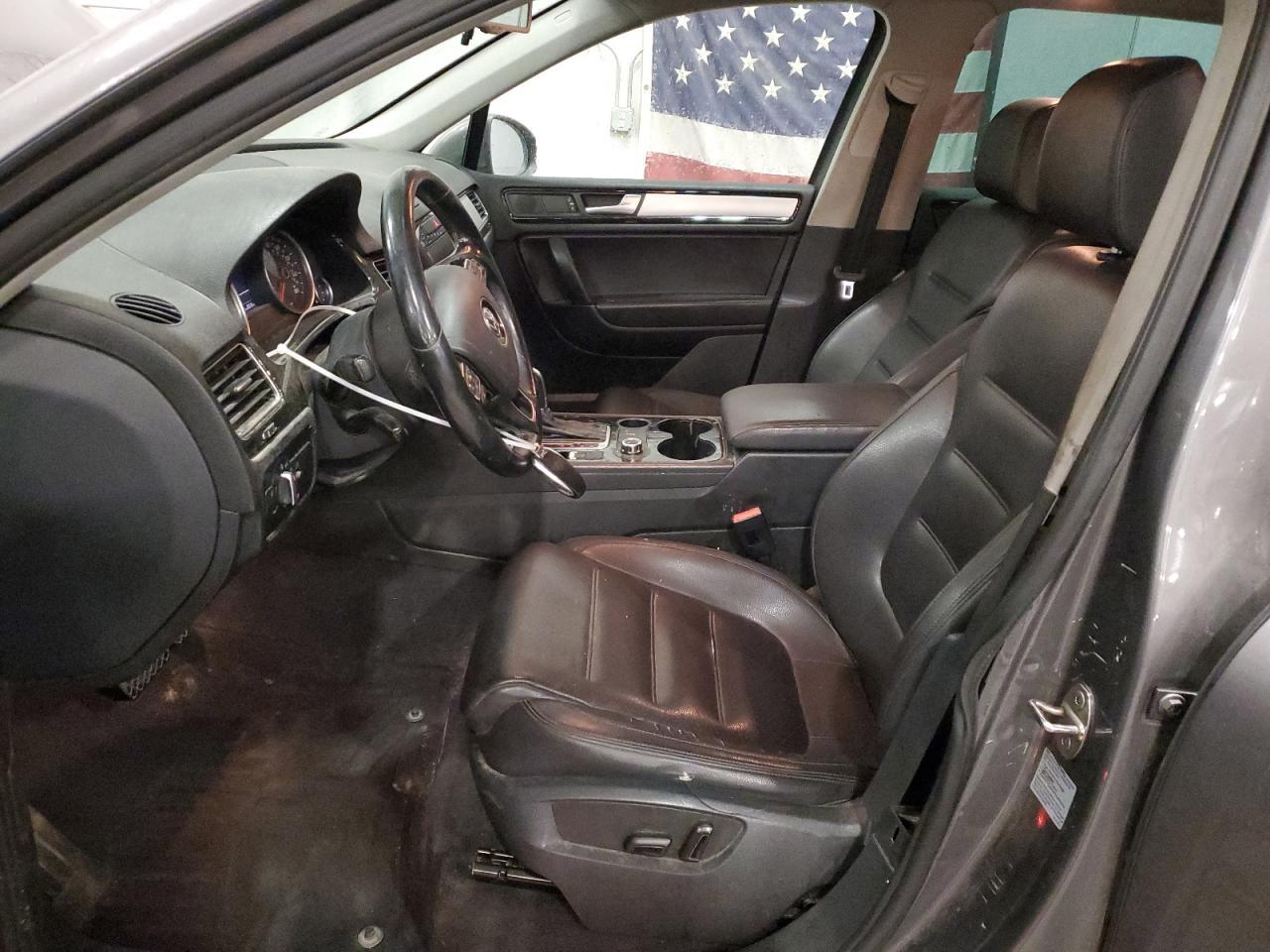 2012 Volkswagen Touareg V6 - Фото 7