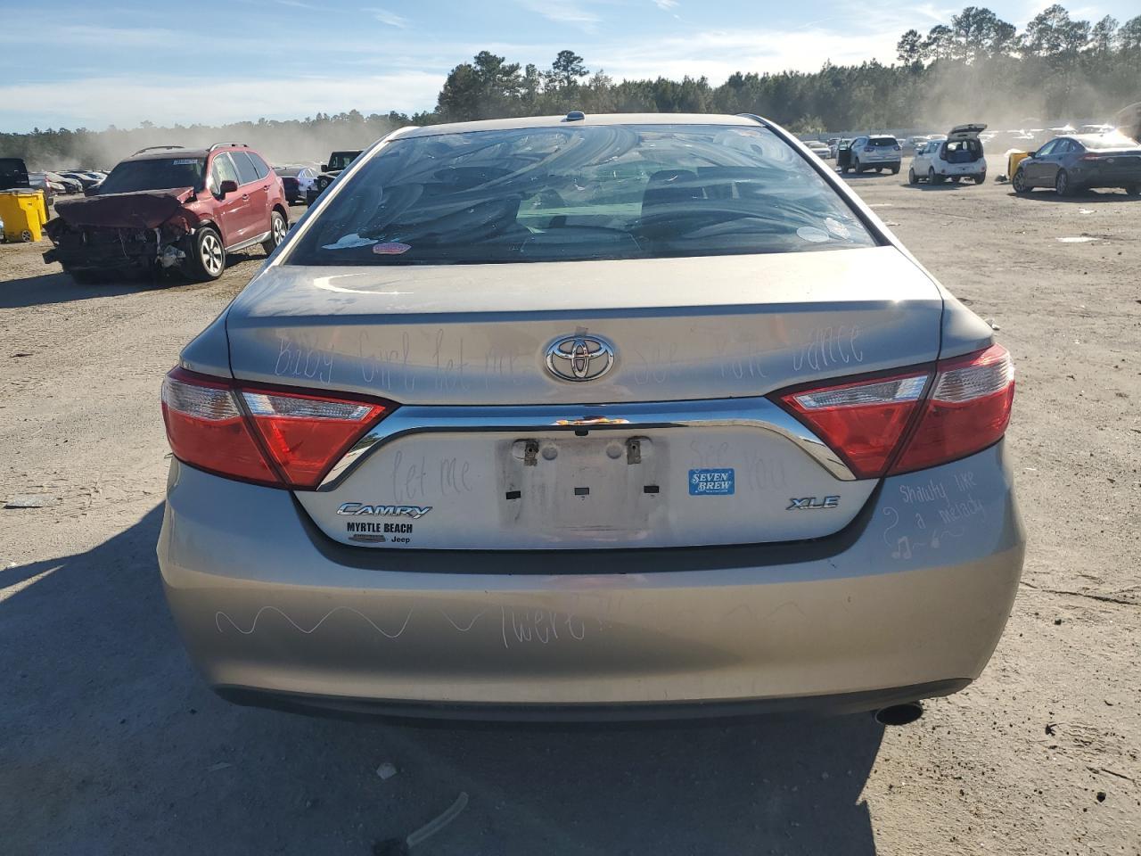 2015 Toyota Camry Le - Image 6