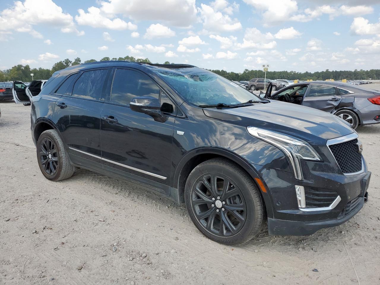 2020 Cadillac Xt5 Sport - Фото 4