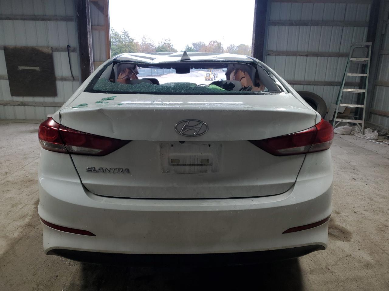 2017 Hyundai Elantra Se - Фото 6