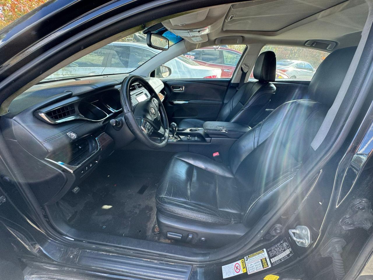 2013 Toyota Avalon Hybrid - Image 5