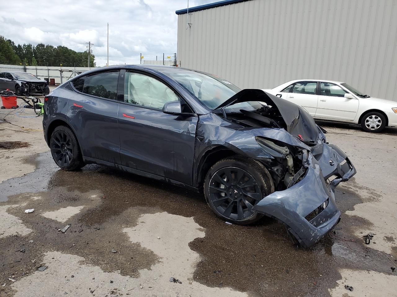 2023 Tesla Model Y - Фото 4