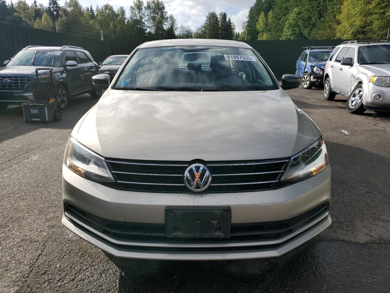 2015 Volkswagen Jetta Base - Image 5