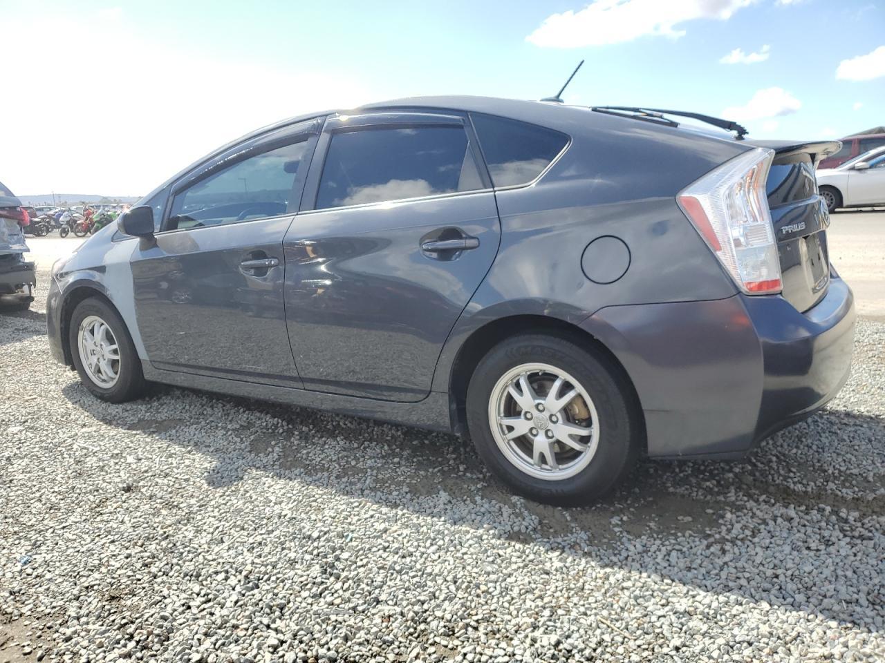 2010 Toyota Prius - Фото 2