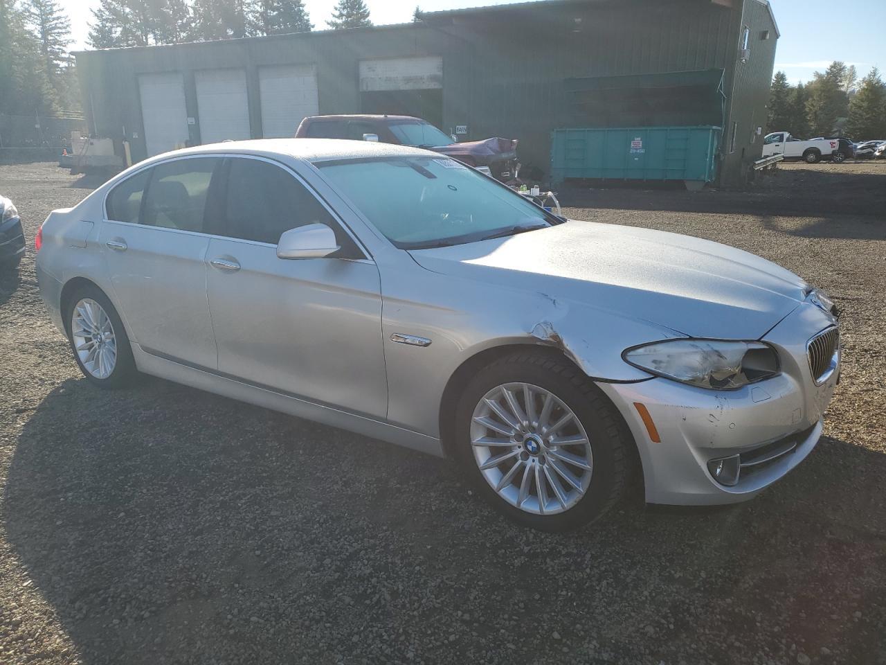 2011 BMW 535 I - Image 4