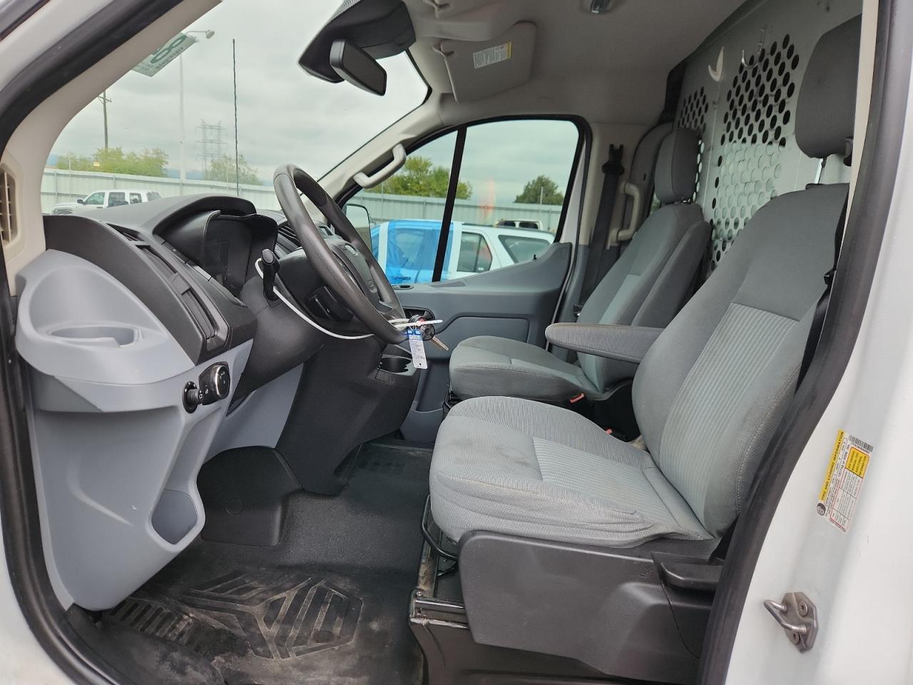 2016 Ford Transit Cargo Van T- - Фото 7