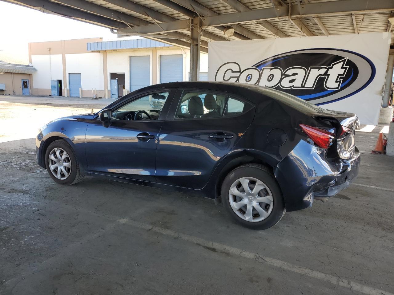 2016 Mazda 3 Sport - Image 2