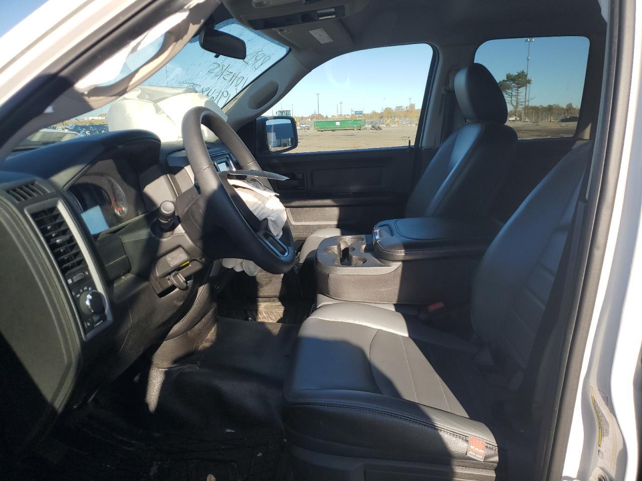 2023 Ram 1500 Classic Tradesman - Фото 7