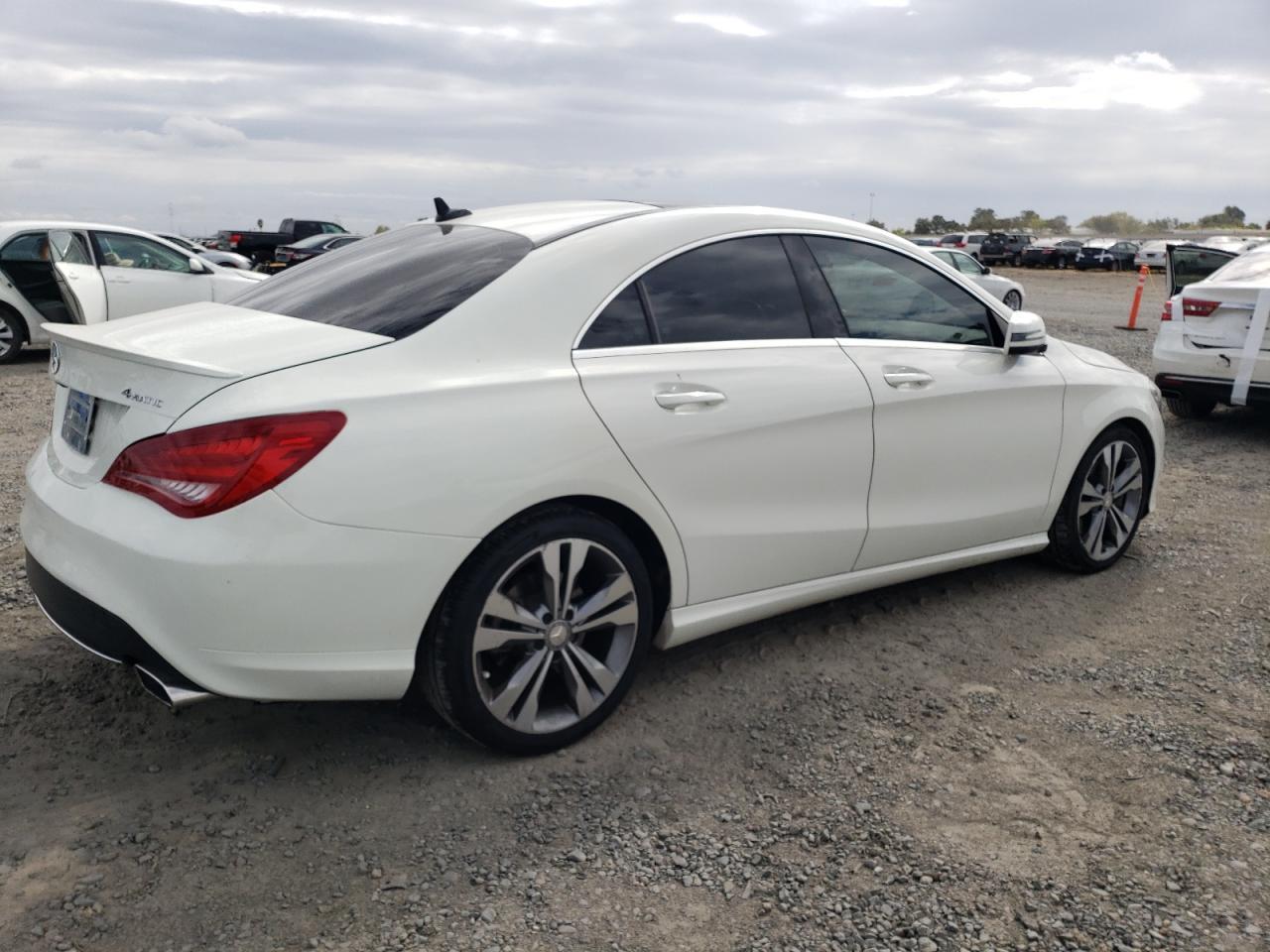 2015 Mercedes-Benz Cla 250 4Matic - Фото 3
