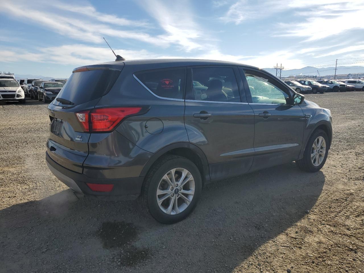 2019 Ford Escape Se - Фото 3
