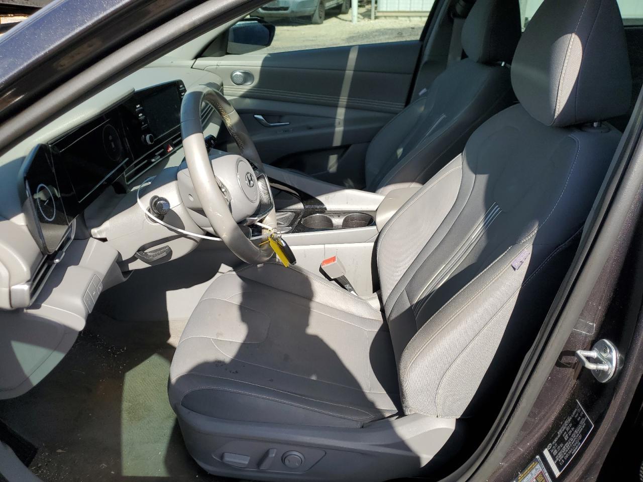 2022 Hyundai Elantra Sel - Image 7