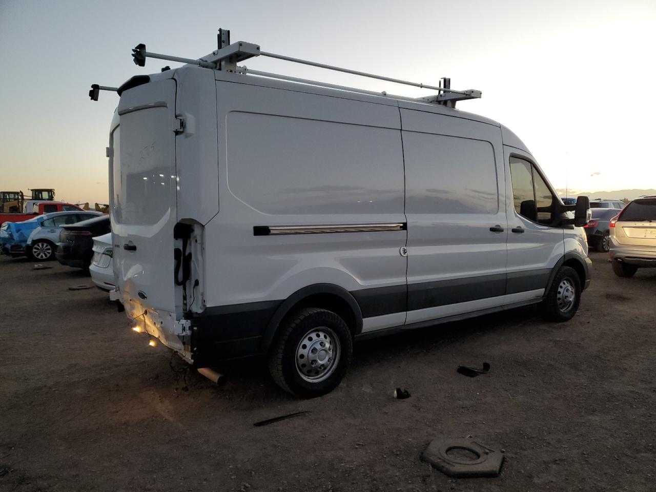 2022 Ford Transit T-250 - Image 3