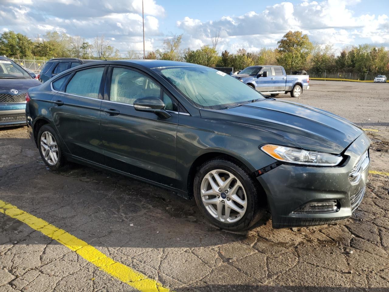 2016 Ford Fusion Se - Фото 4