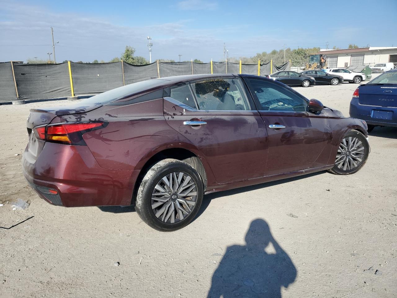 2023 Niss Altima - Фото 3