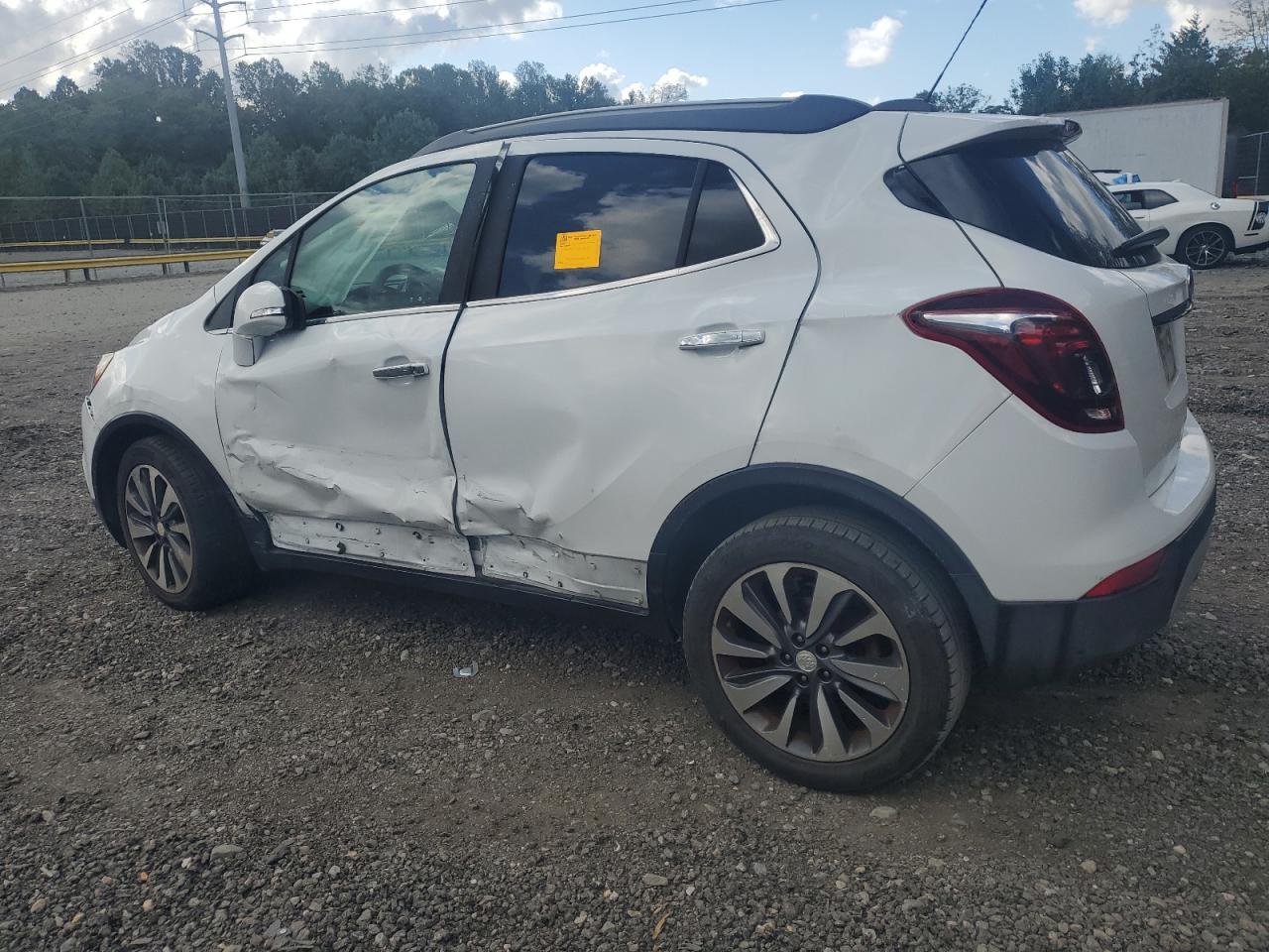 2019 Buick Encore Essence - Image 2