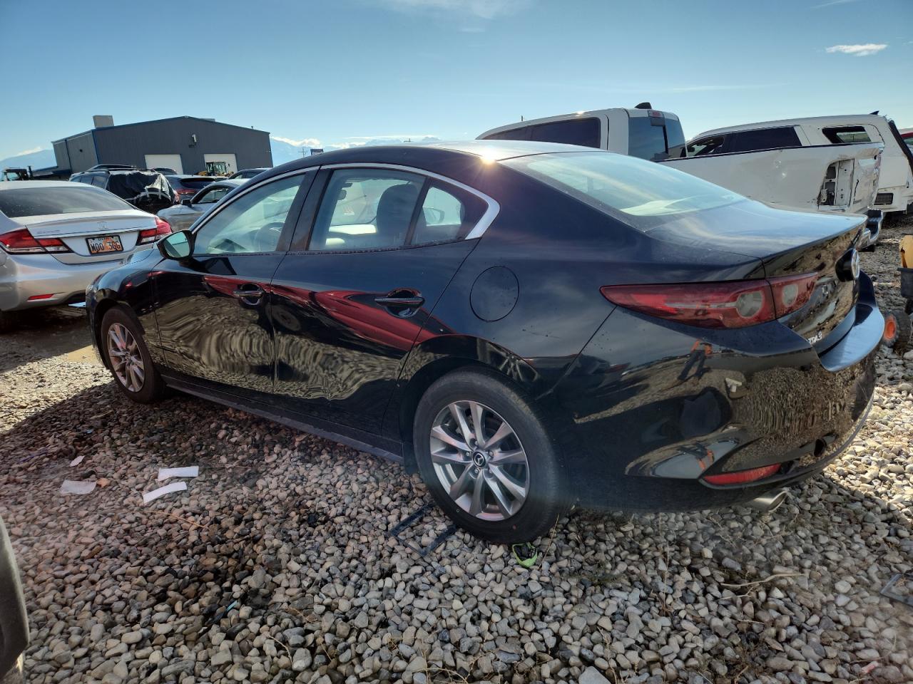 2021 Mazda 3 - Фото 2