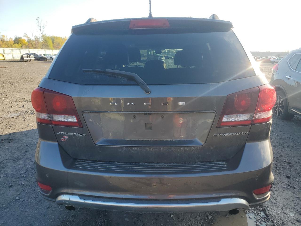 2018 Dodge Journey Crossroad - Фото 6