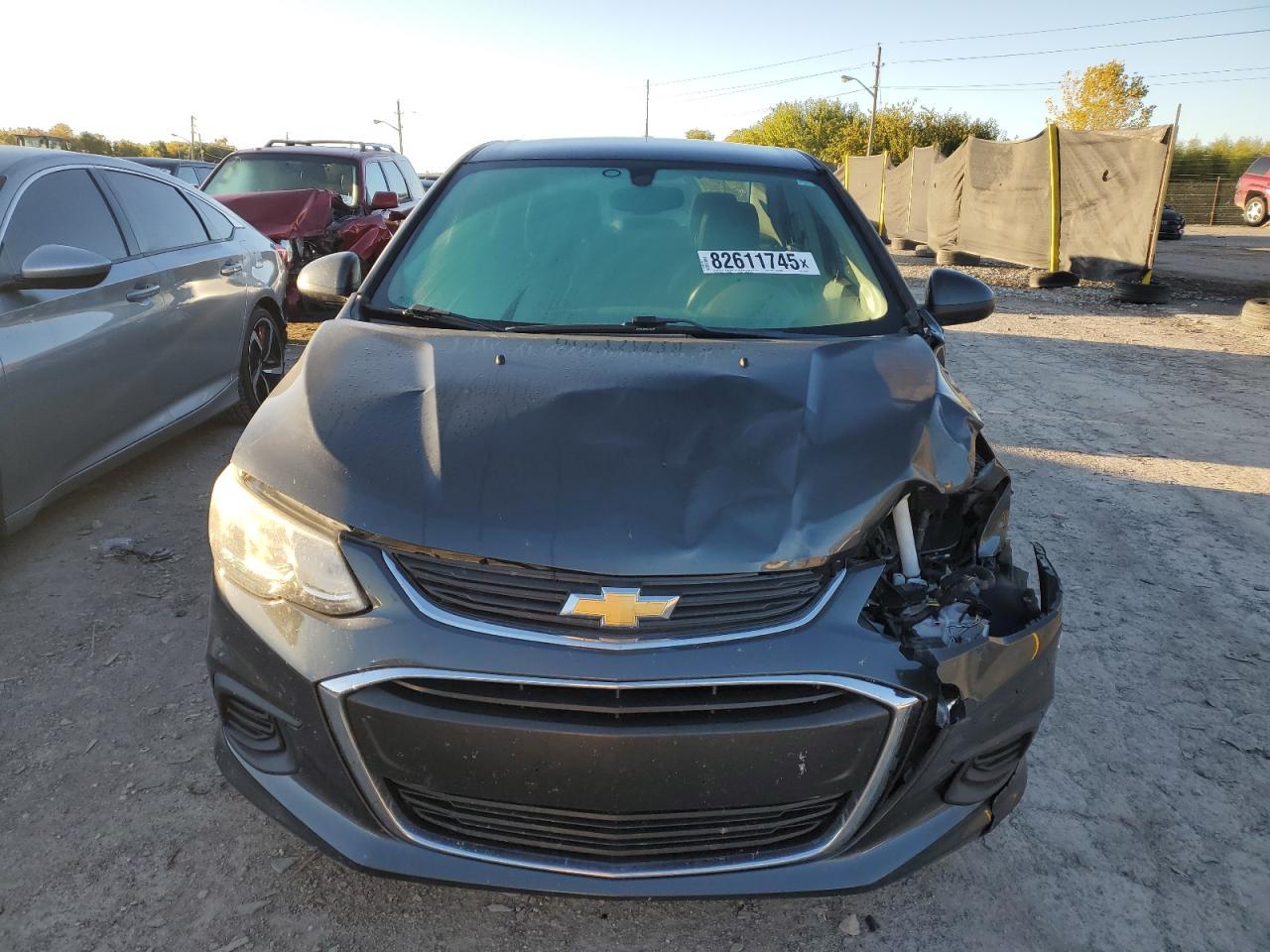 2017 Chevrolet Sonic Lt - Фото 5