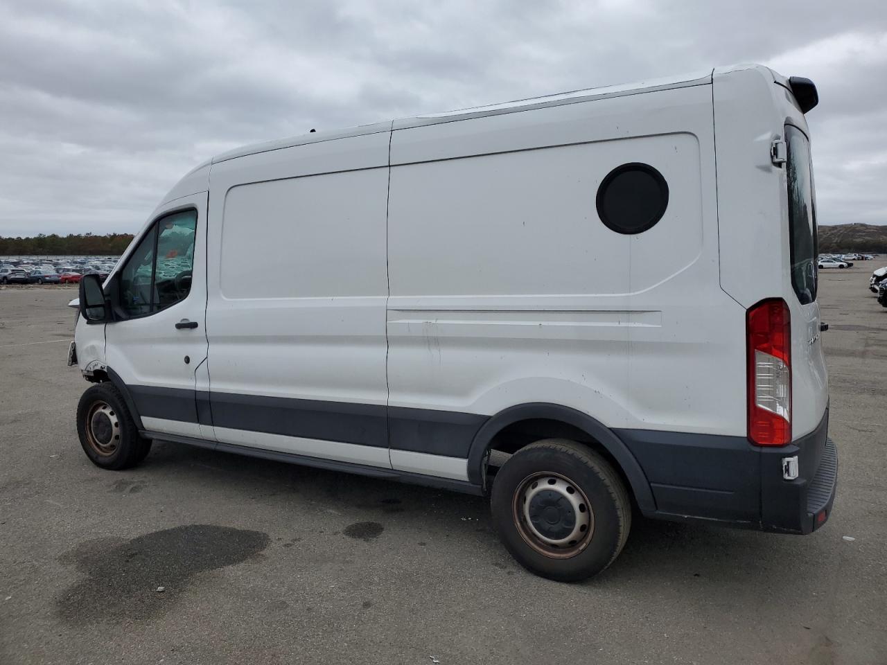 2023 Ford Transit 250 Delivery Van - Фото 2