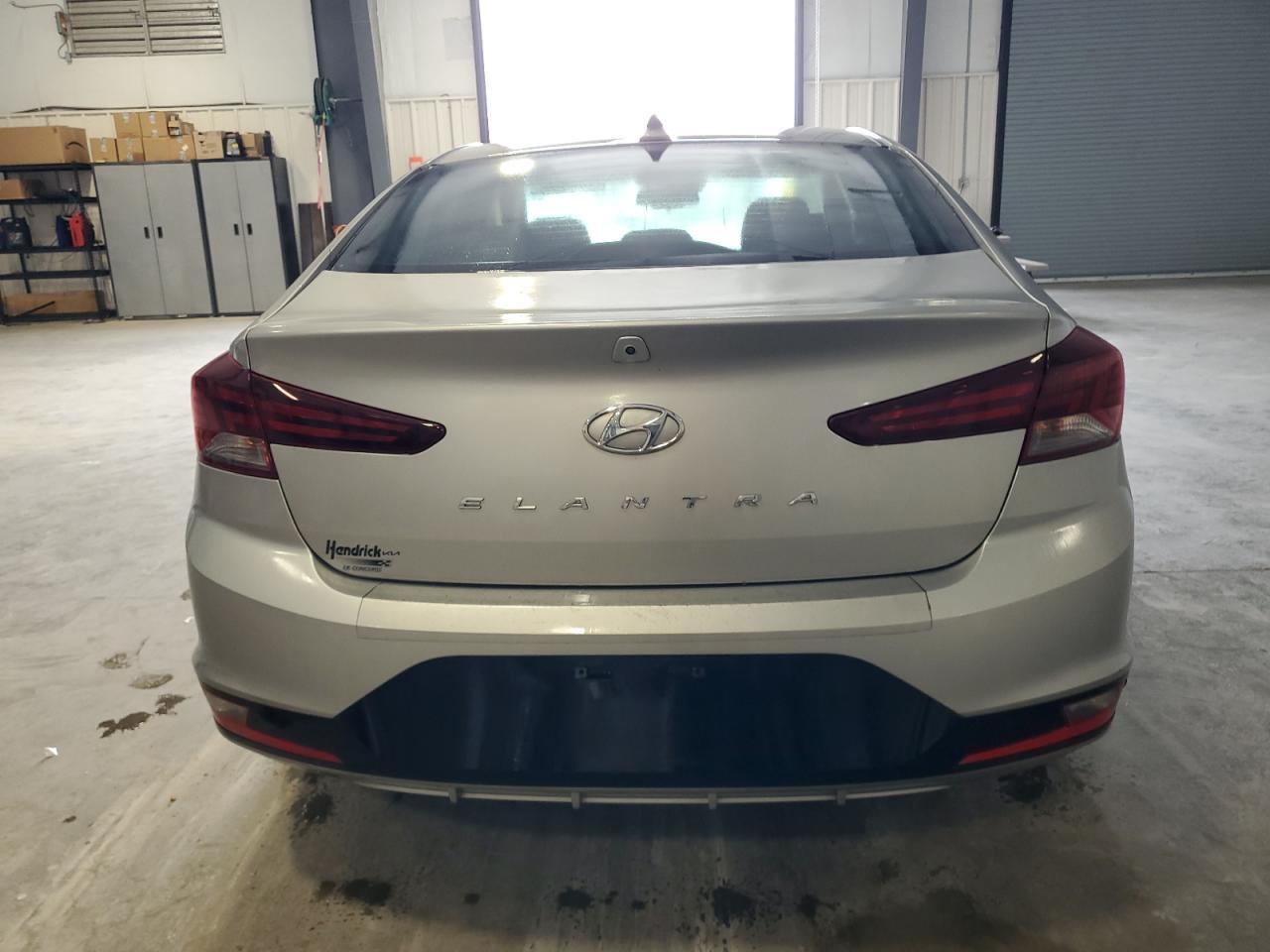2020 Hyundai Elantra Sel - Фото 6