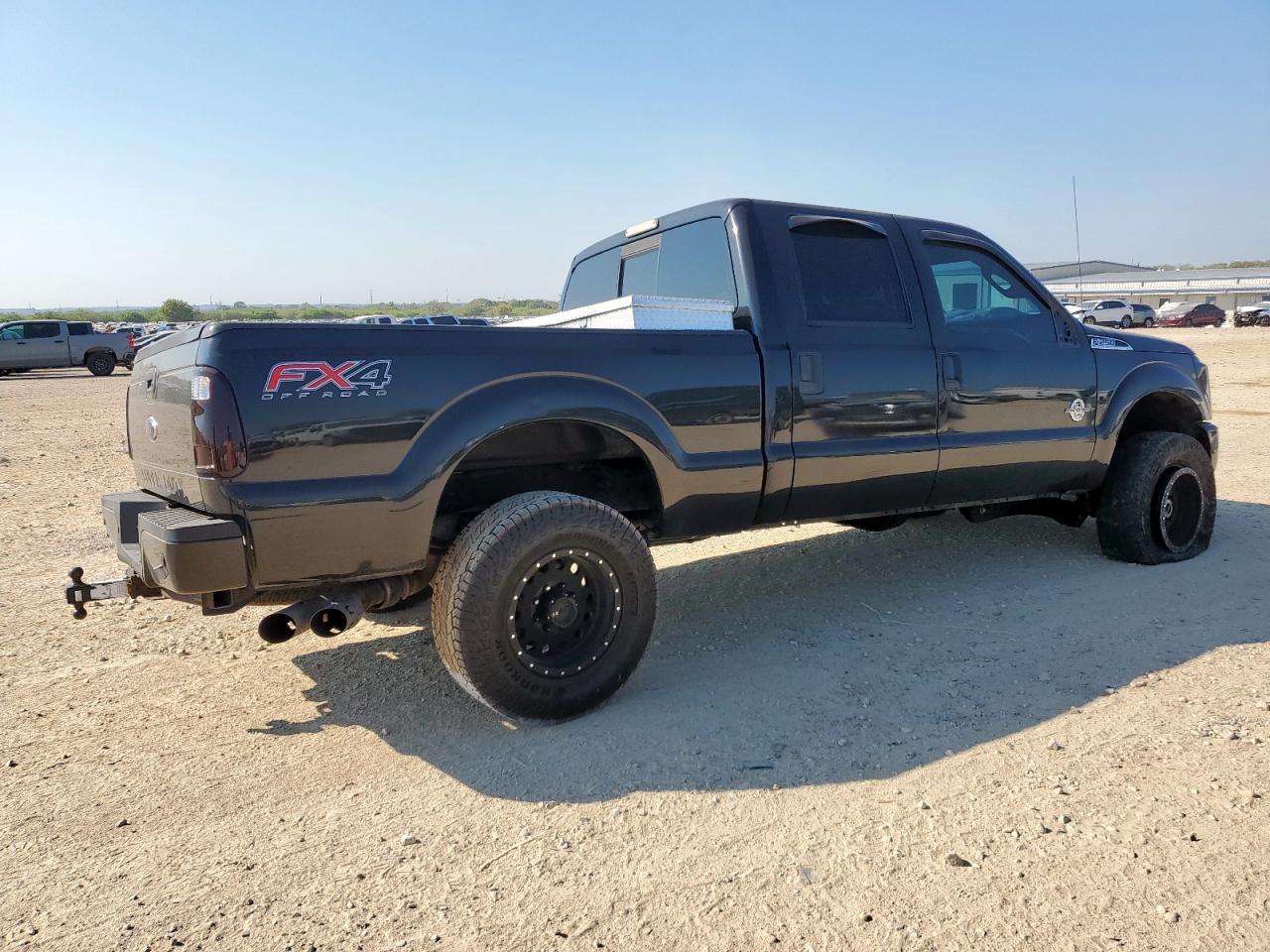 2015 Ford F250 Super Duty - Фото 3
