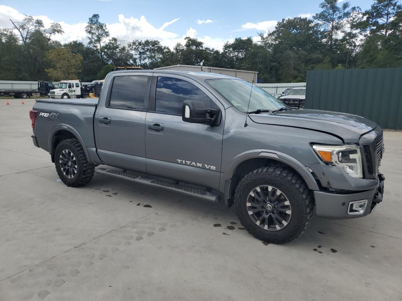 2018 Nissan Titan Sv/Sl/Pro-4X/Platinum Reserve - Фото 4