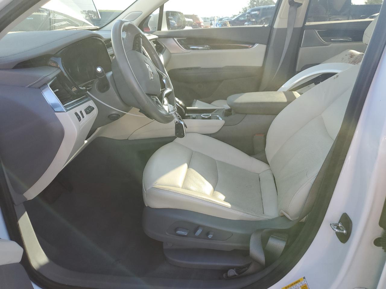 2023 Cadillac Xt6 Premium Luxury - Image 7