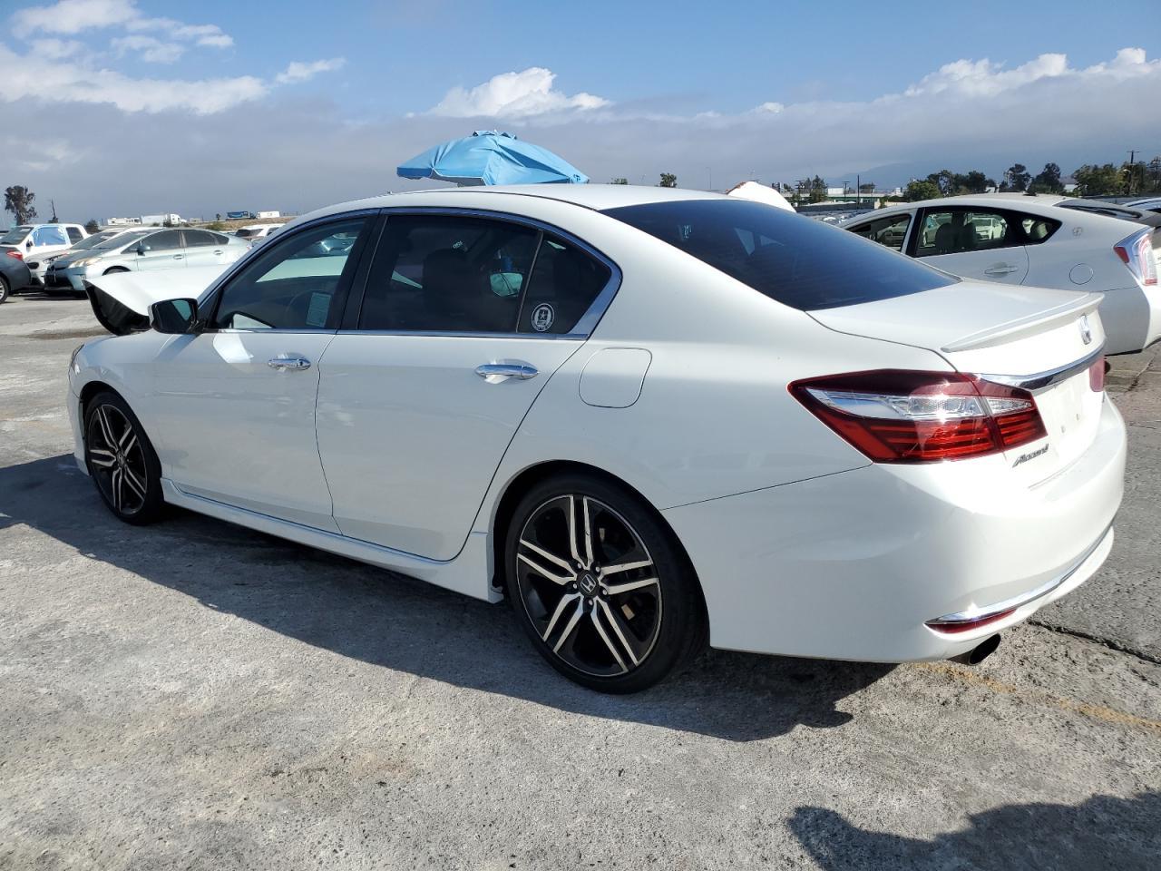 2016 Honda Accord Sport - Фото 2