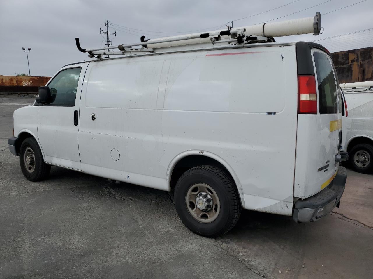 2014 Chevrolet Express G2500 Cargo Van - Pri Fleet - Фото 2