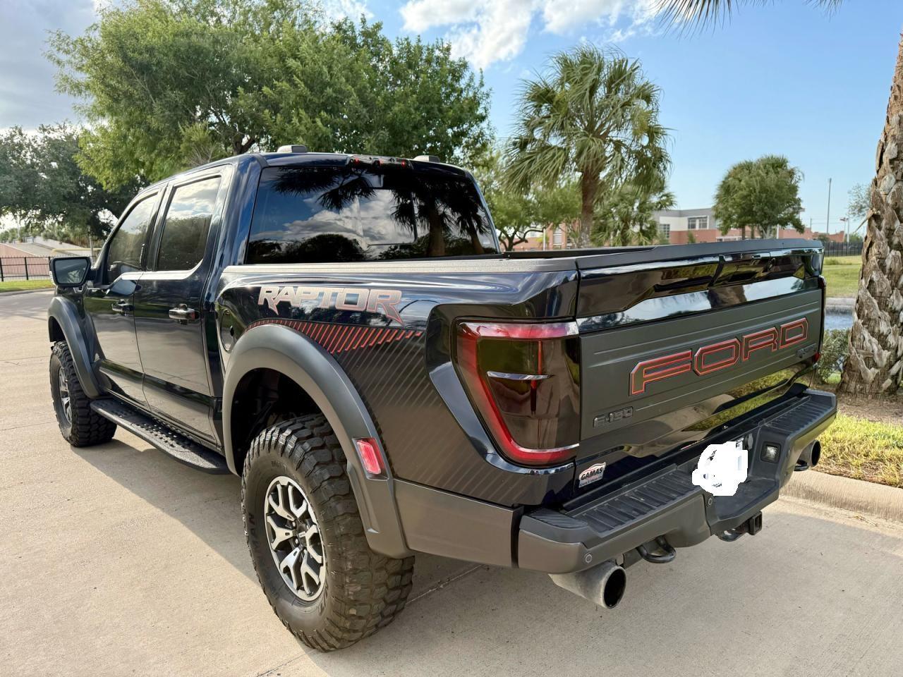 2023 Ford F150 Raptor - Фото 3